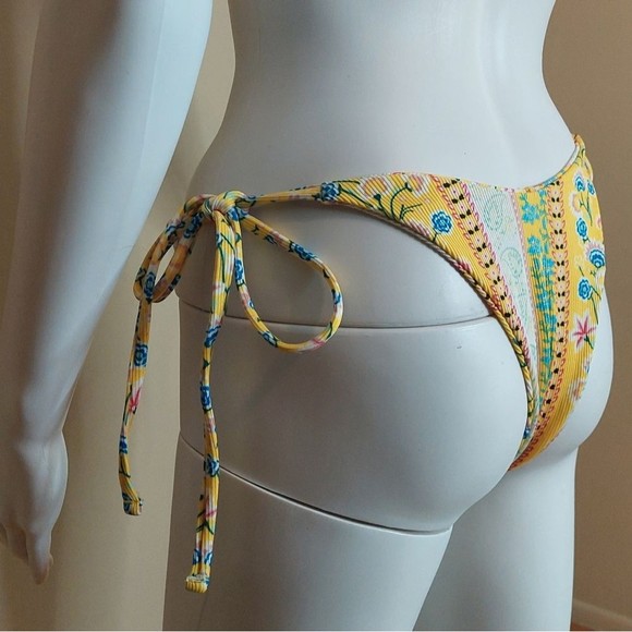 Reversible Yellow Floral High Cut Cheeky Bikini Bathing Suit Bottoms Small NWOT - Picture 6 of 8
